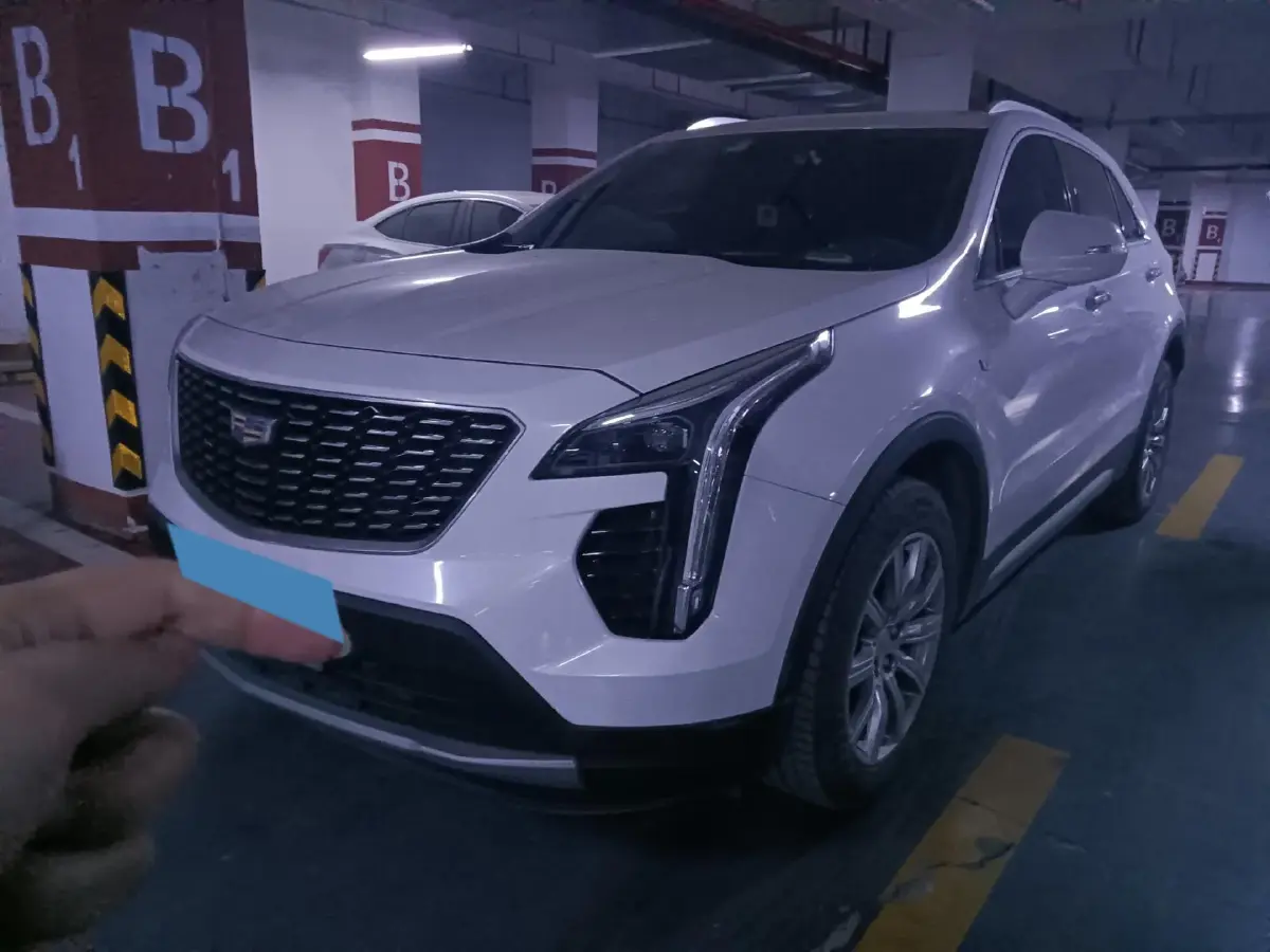 2021 Cadillac XT4 2.0T 237HP L4 9AT