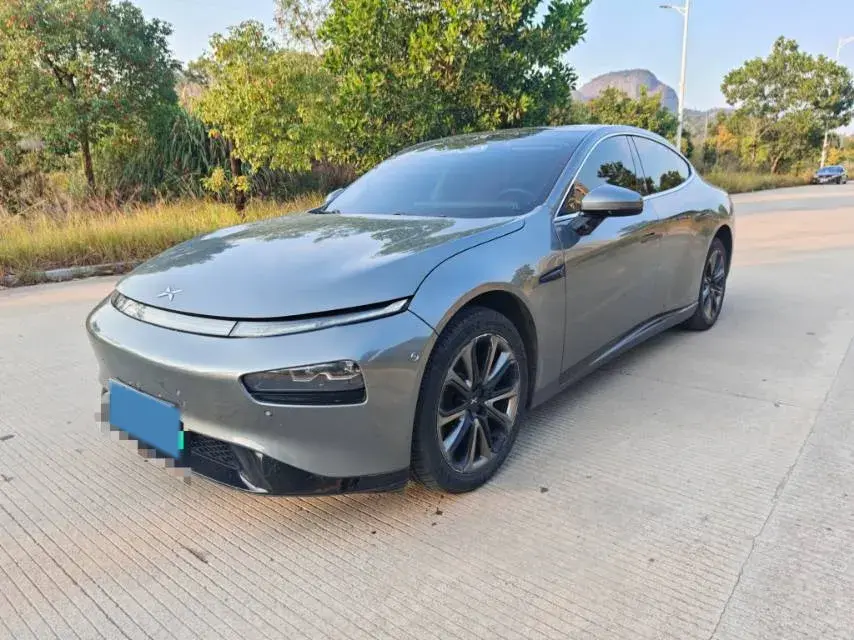 2020 DS 7 1.6T 215HP L4 8AT