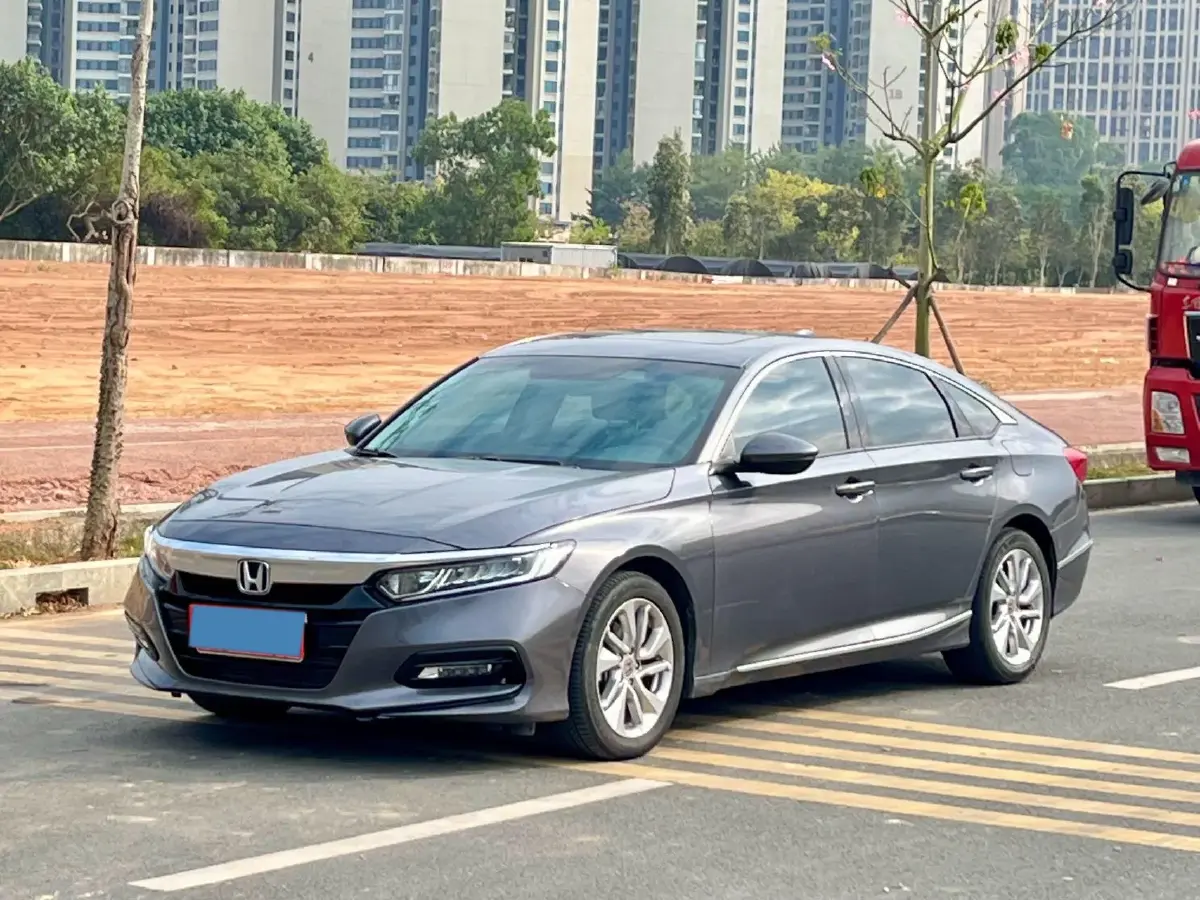 2018 Honda Accord 1.5T 194HP L4 CVT