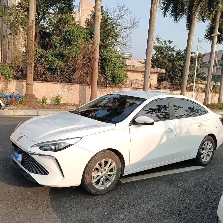 2023 Roewe i5 1.5L 129HP L4 5MT