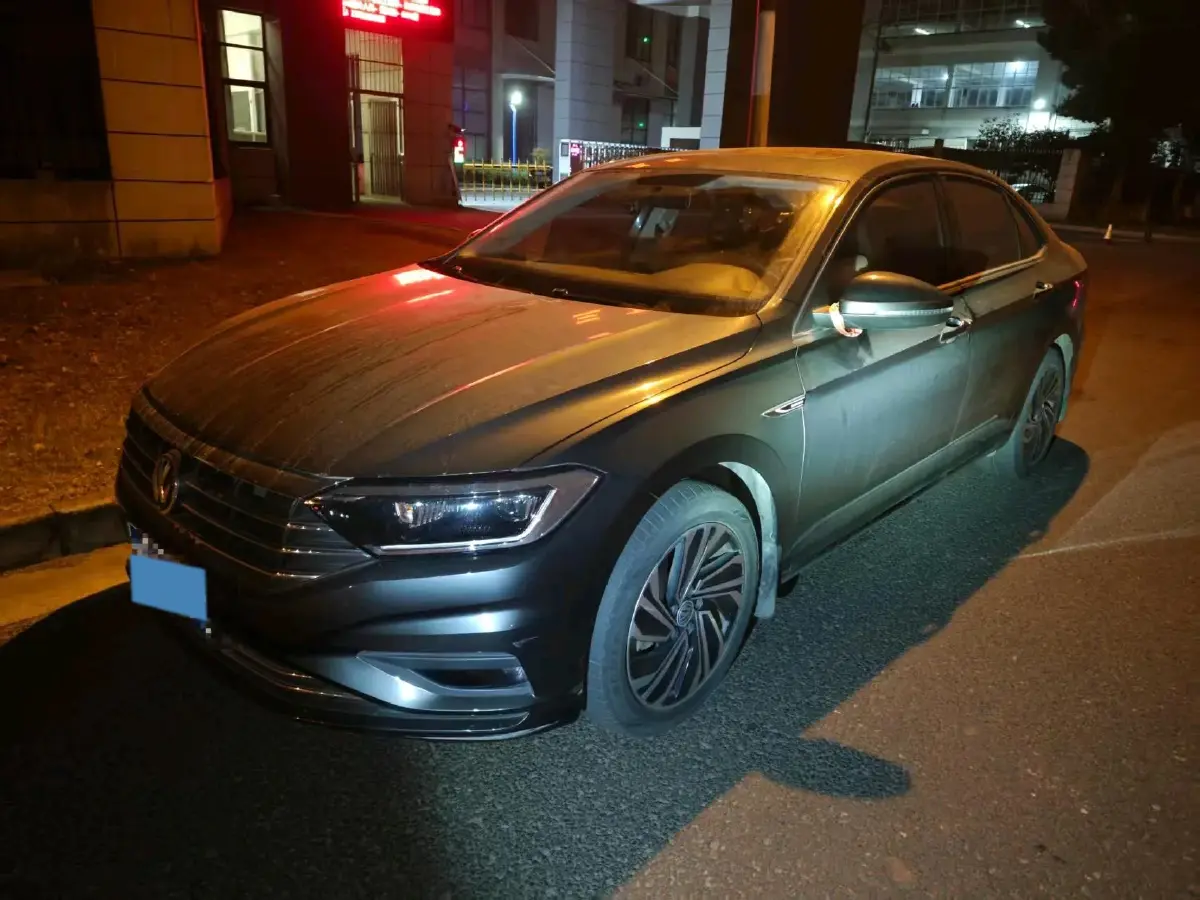 2021 Volkswagen Sagitar 1.4T 150HP L4 7DCT