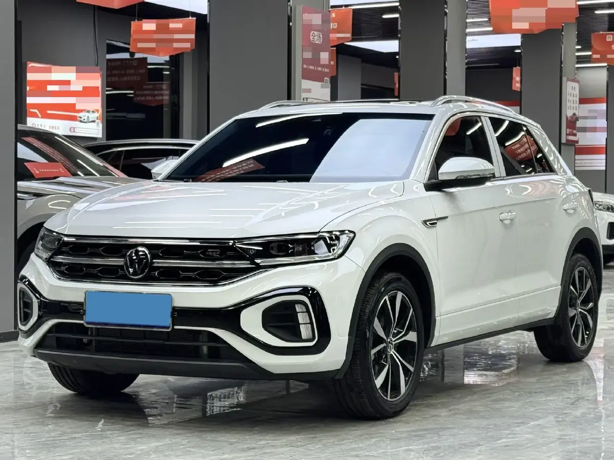 2023 Volkswagen T-Roc 1.5T 160HP L4 7DCT