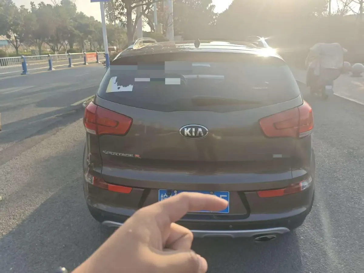 2016 Kia Sportage R 2.0L 165HP L4 6AT,autocango,china used car exporter,china ev exporter,chinese used car exporter,chinese used ev exporter