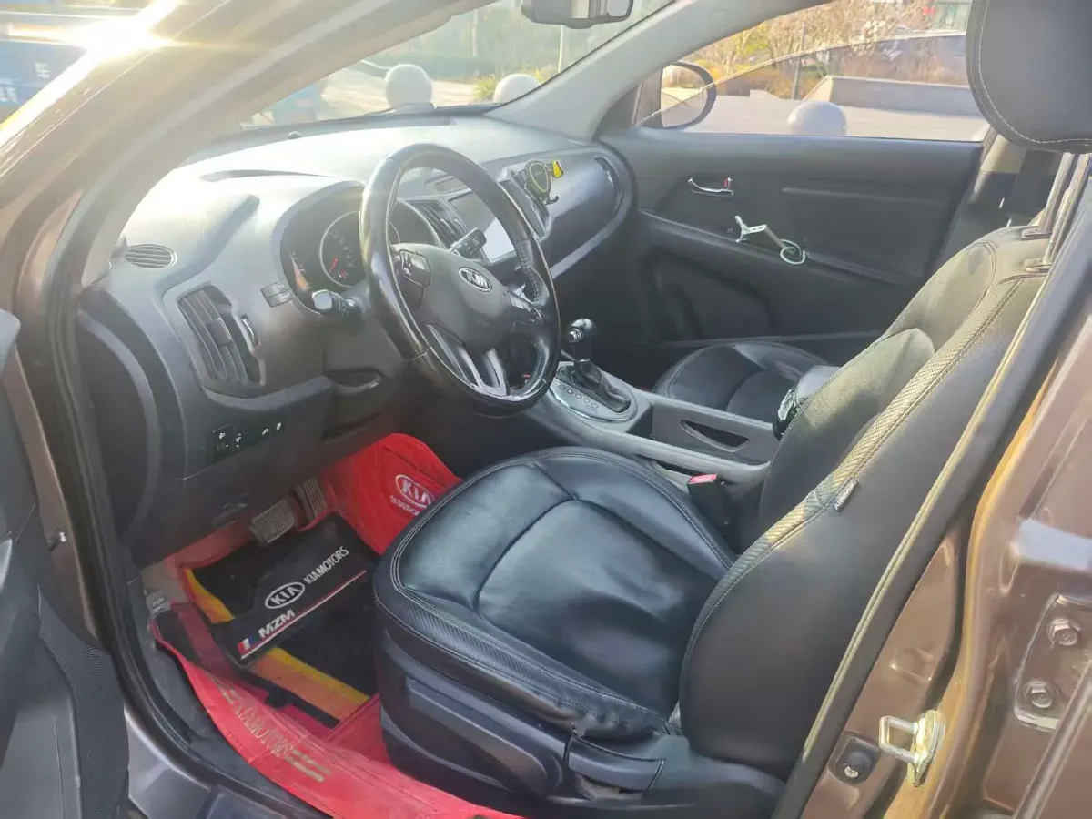 2016 Kia Sportage R 2.0L 165HP L4 6AT,autocango,china used car exporter,china ev exporter,chinese used car exporter,chinese used ev exporter