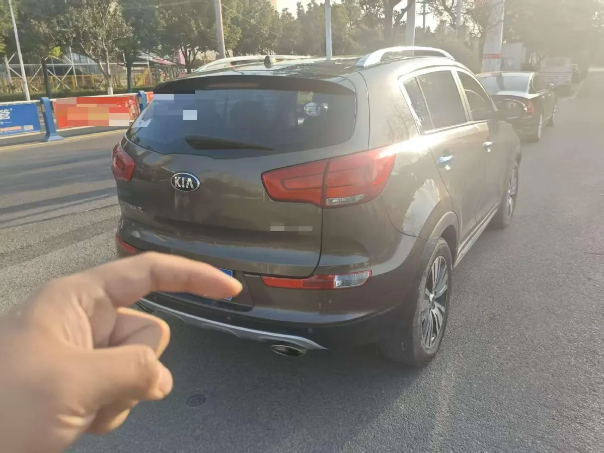 2016 Kia Sportage R 2.0L 165HP L4 6AT,autocango,china used car exporter,china ev exporter,chinese used car exporter,chinese used ev exporter