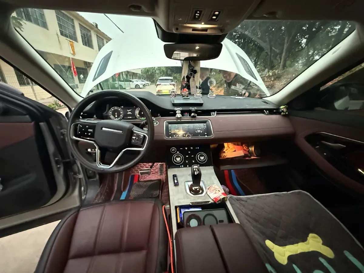 2023 Land Rover Range Rover Evoque 1.5T 200HP L3 8AT PHEV 15.5KWH,autocango,china used car exporter,china ev exporter,chinese used car exporter,chinese used ev exporter