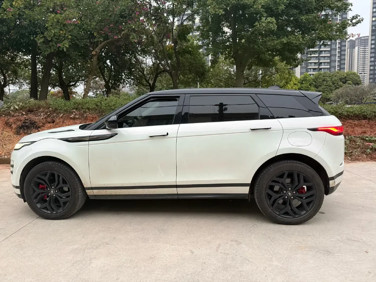 2023 Land Rover Range Rover Evoque 1.5T 200HP L3 8AT PHEV 15.5KWH,autocango,china used car exporter,china ev exporter,chinese used car exporter,chinese used ev exporter