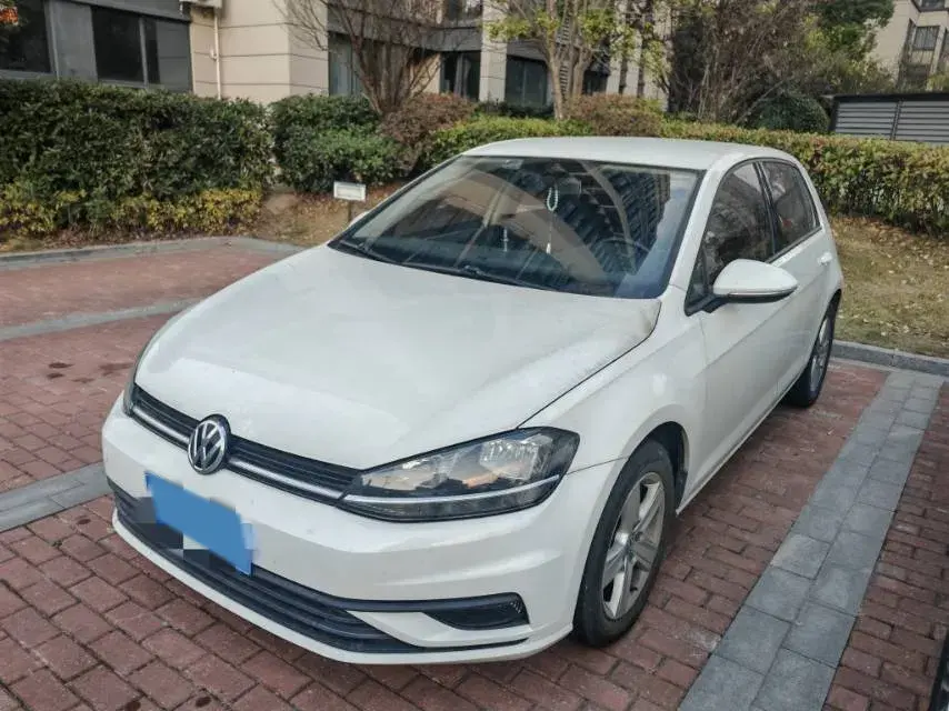 2018 Volkswagen Golf 1.6L 110HP L4 6AT