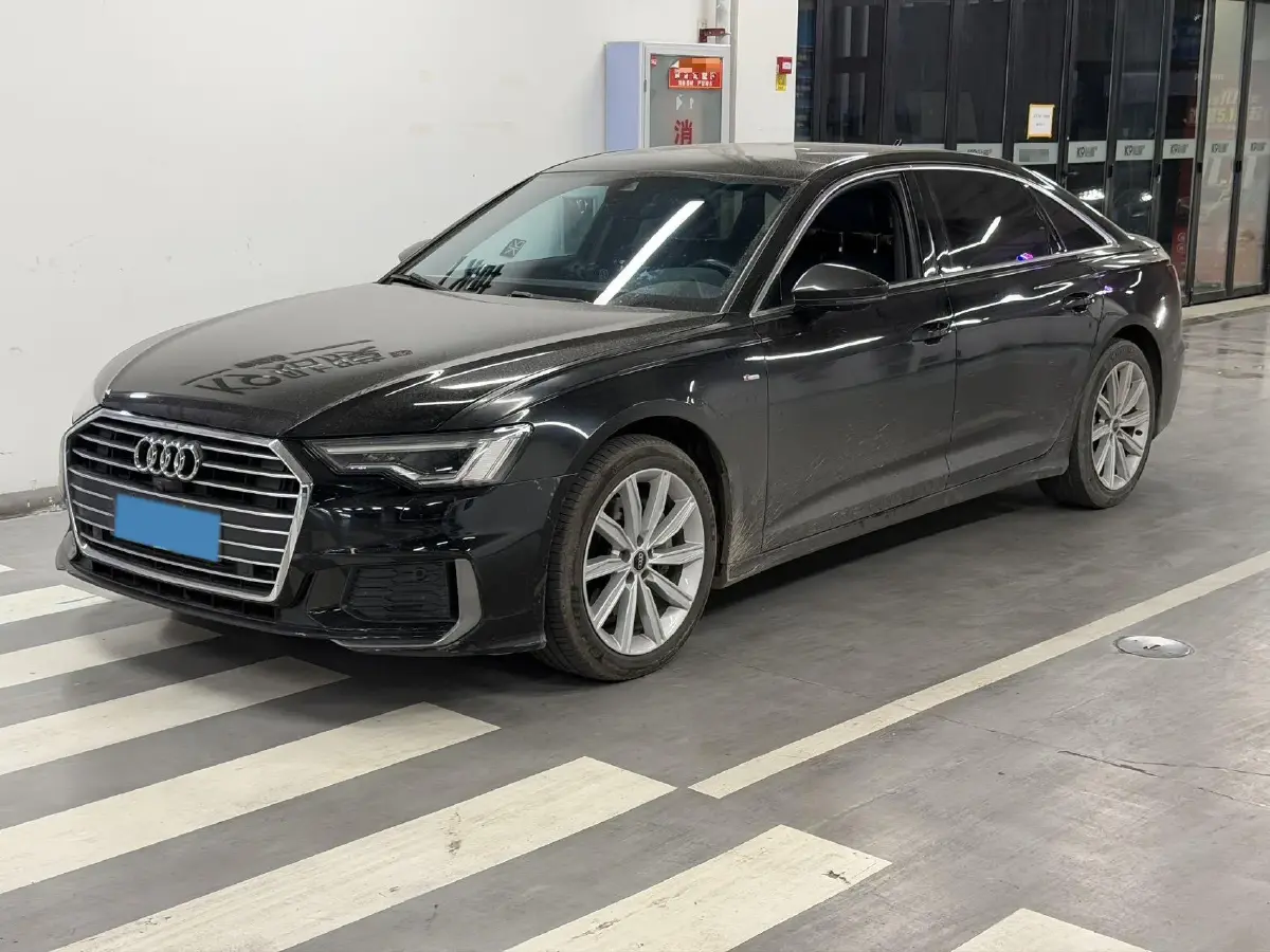 2022 Audi A6L 2.0T 224HP L4 7DCT