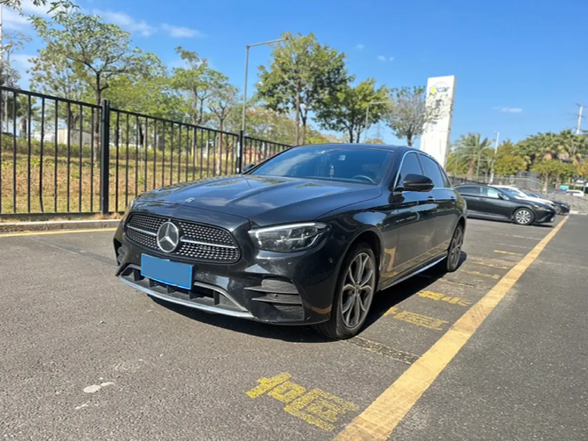 2022 Mercedes-Benz GLC Class 2.0T 258HP L4 9AT