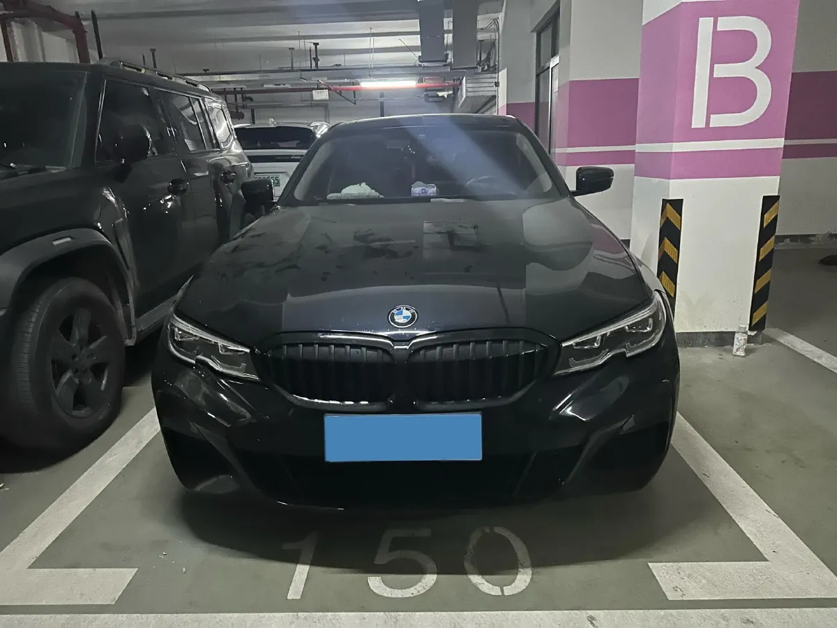 2022 BMW 3 Series 2.0T 184HP L4 8AT,autocango,china used car exporter,china ev exporter,chinese used car exporter,chinese used ev exporter