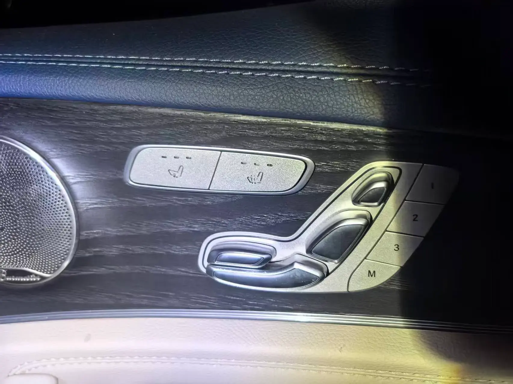 2022 MERCEDES-BENZ E thumbnail 4