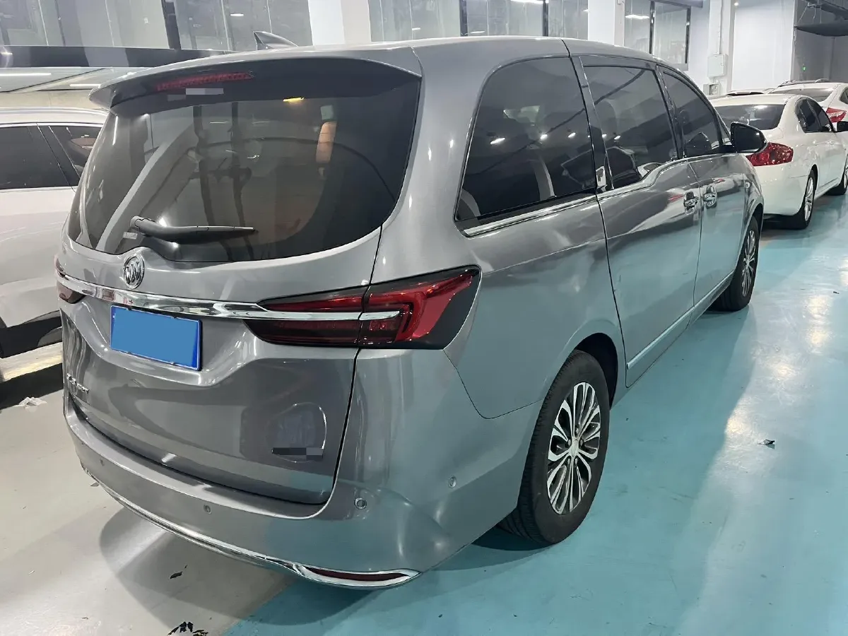 2021 Buick GL8 2.0T 237HP L4 9AT,autocango,china used car exporter,china ev exporter,chinese used car exporter,chinese used ev exporter