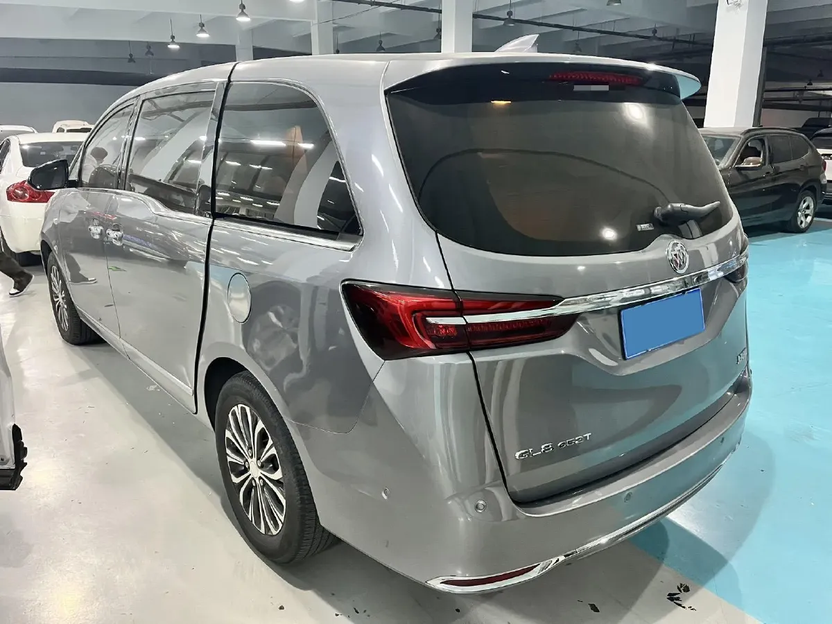 2021 Buick GL8 2.0T 237HP L4 9AT,autocango,china used car exporter,china ev exporter,chinese used car exporter,chinese used ev exporter
