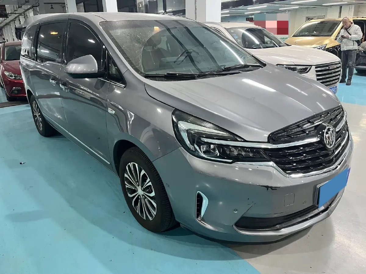 2021 Buick GL8 2.0T 237HP L4 9AT,autocango,china used car exporter,china ev exporter,chinese used car exporter,chinese used ev exporter