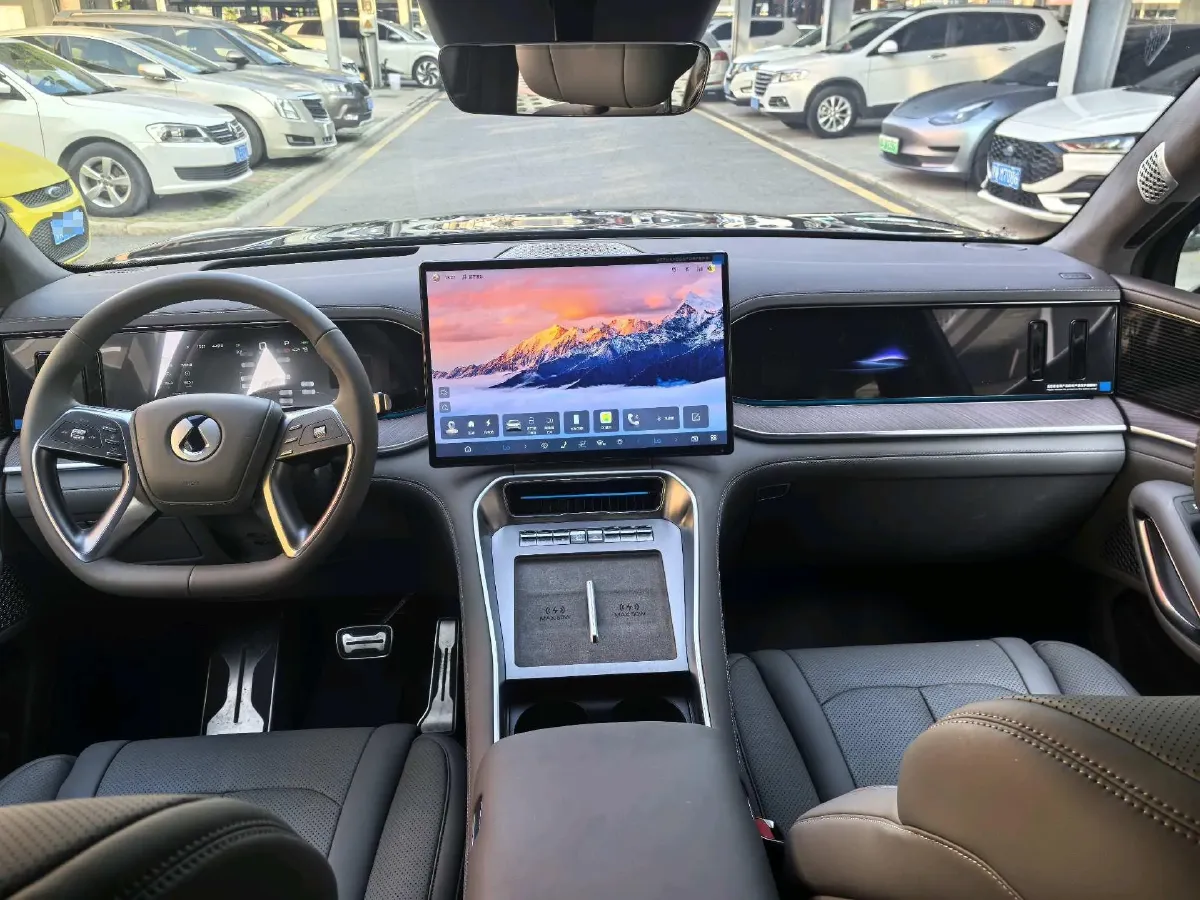 2026 Denza DenzaN9 2.0T 207HP L4 E-CVT PHEV,autocango,china used car exporter,china ev exporter,chinese used car exporter,chinese used ev exporter