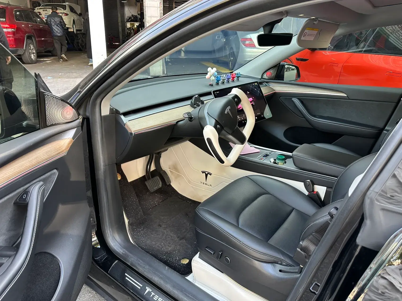 2022 TESLA MODEL thumbnail 3