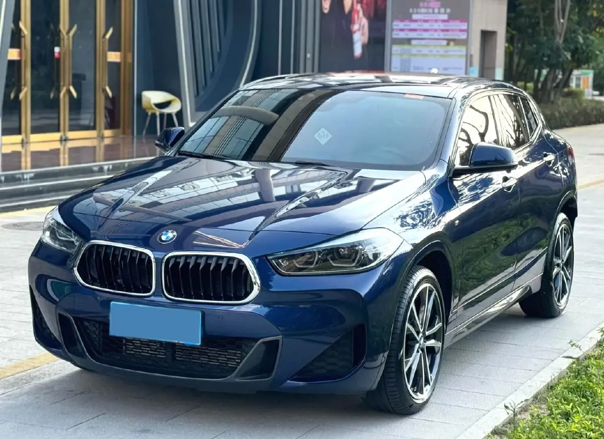 2021 BMW X2 2.0T 192HP L4 7DCT