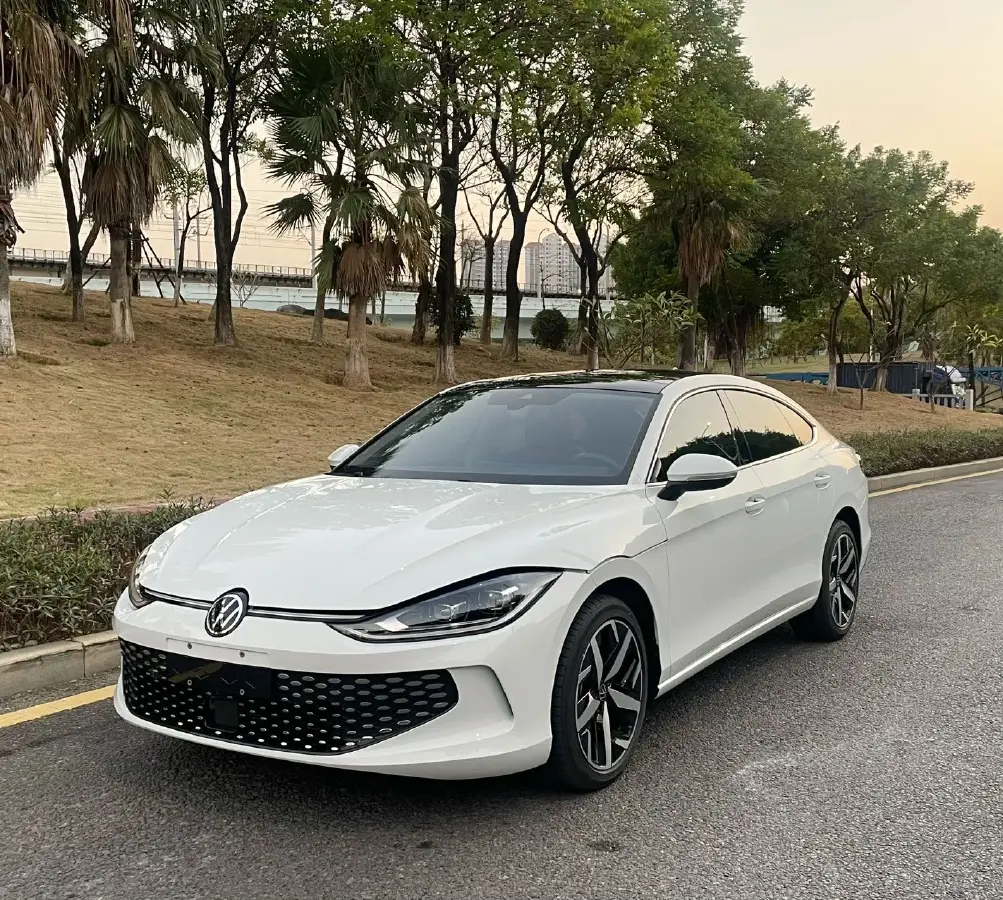 2024 Volkswagen Lamando 1.4T 150HP L4 7DCT