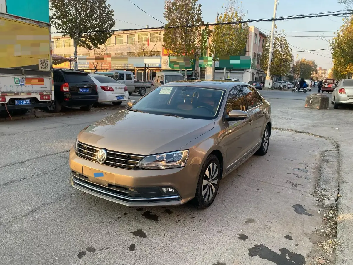2018 Volkswagen Sagitar 1.2T 110HP L4 7DCT