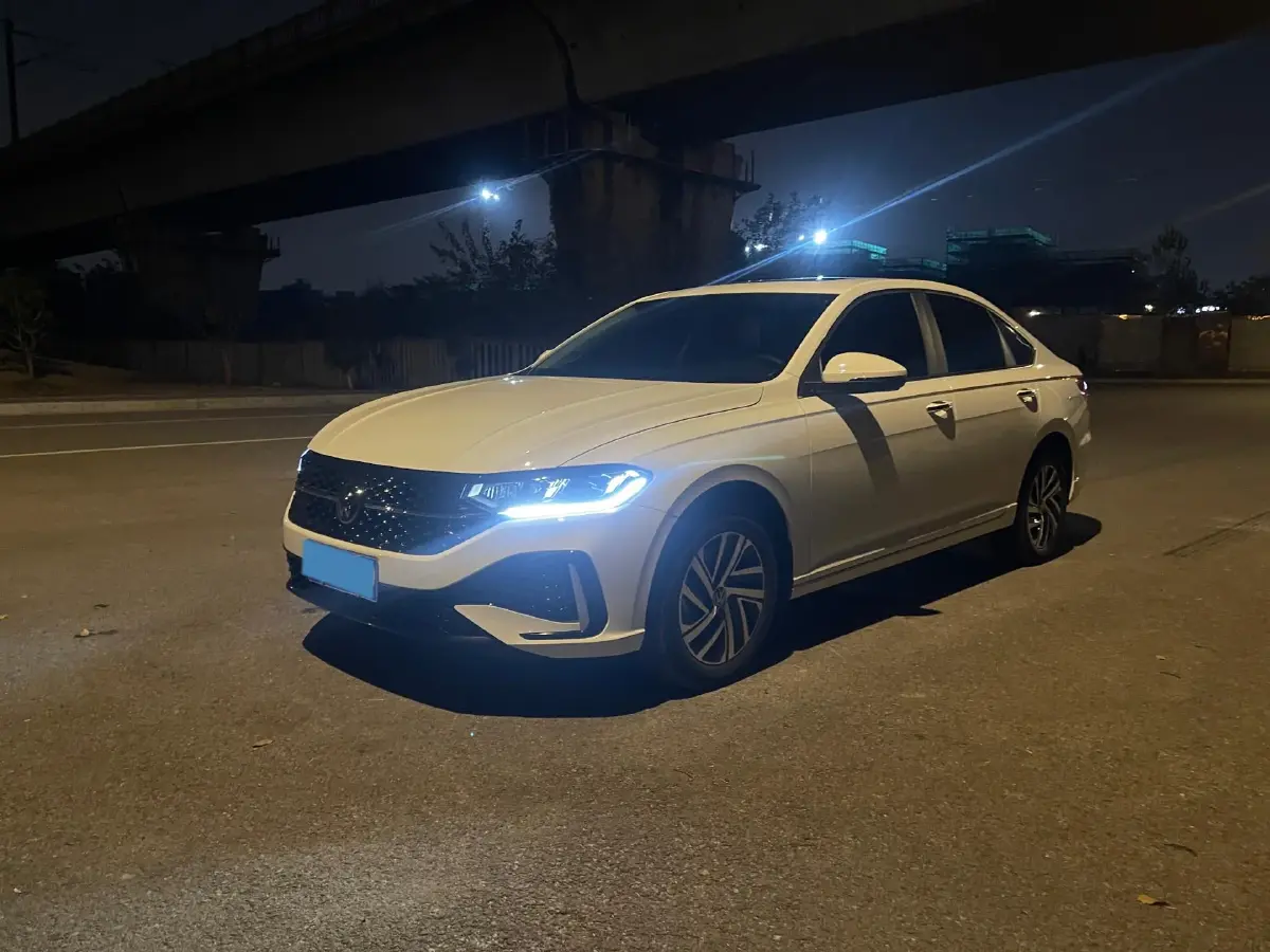 2024 Volkswagen Lavida 1.5L 110HP L4 6AT