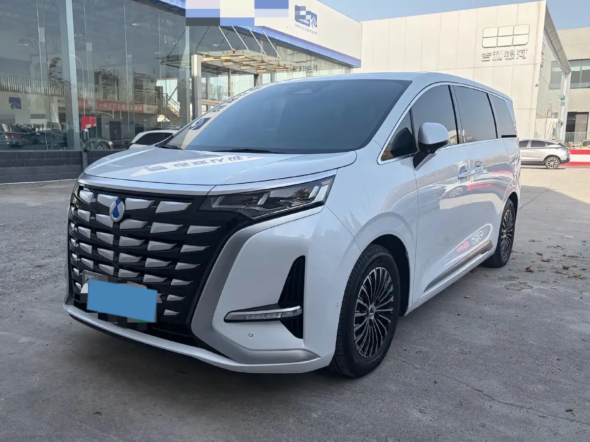 2022 Honda Odyssey 2.0L 146HP L4 E-CVT Hybrid