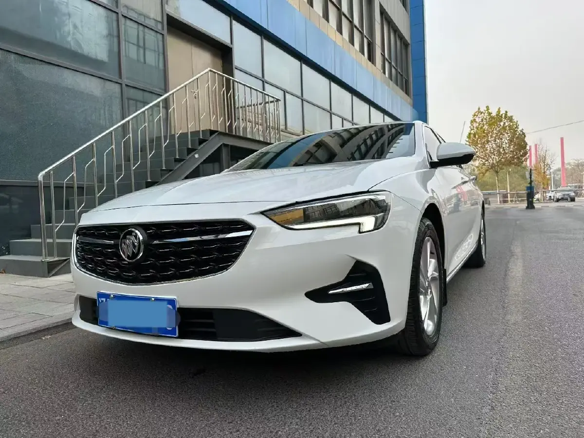 2020 Buick Regal 1.5T 169HP L4 9AT