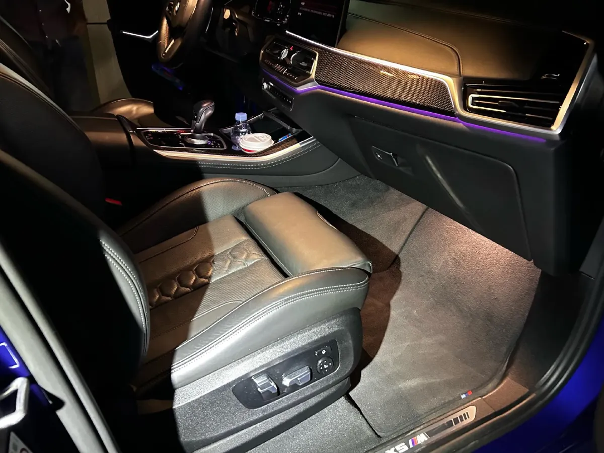 2020 BMW X5 M 4.4T 600HP V8 8AT,autocango,china used car exporter,china ev exporter,chinese used car exporter,chinese used ev exporter