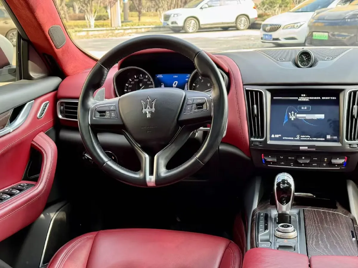 2018 Maserati Levante 3.0T 350HP V6 8AT,autocango,china used car exporter,china ev exporter,chinese used car exporter,chinese used ev exporter