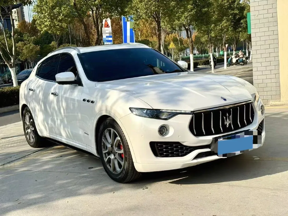 2018 Maserati Levante 3.0T 350HP V6 8AT,autocango,china used car exporter,china ev exporter,chinese used car exporter,chinese used ev exporter
