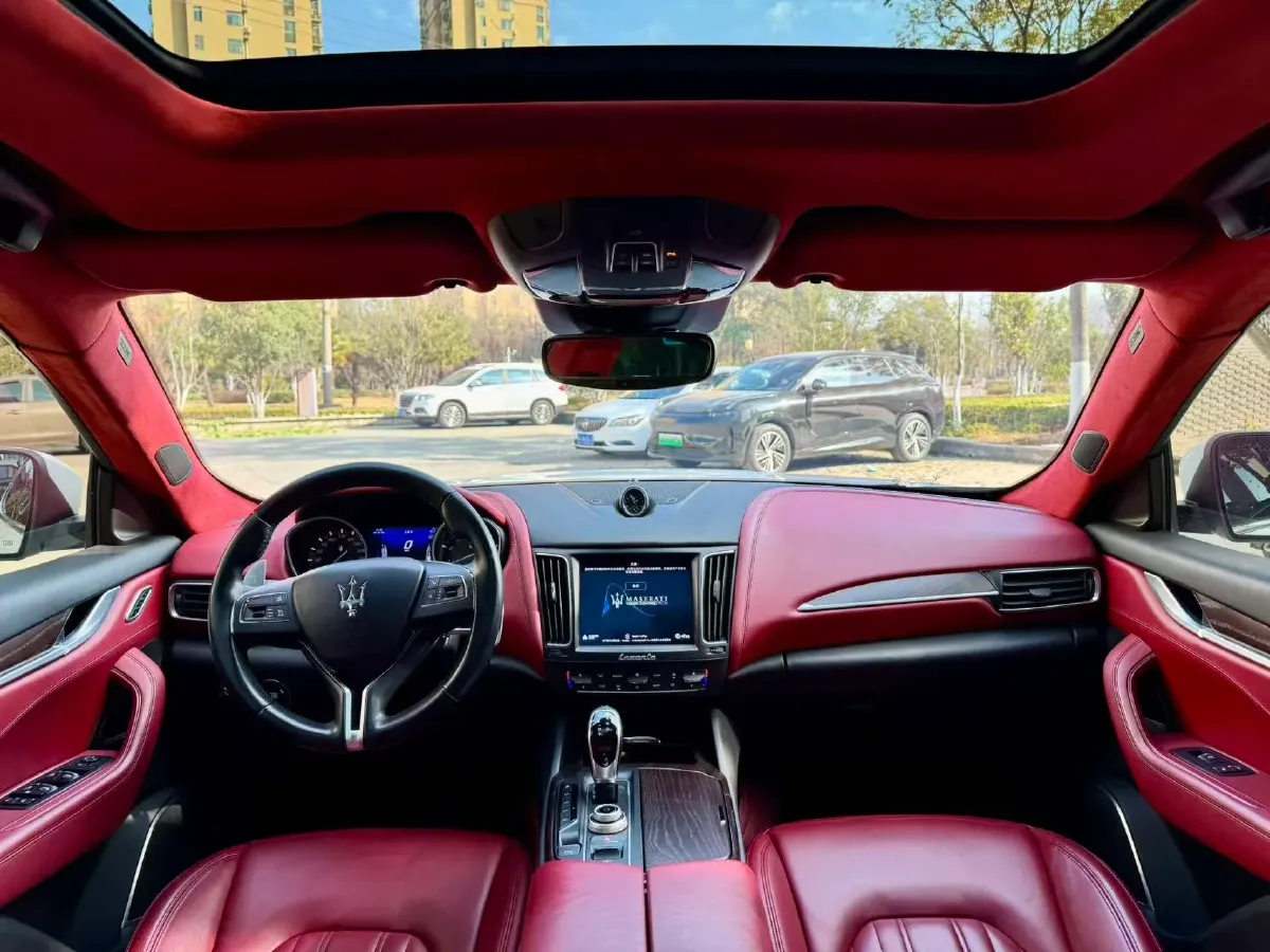 2018 Maserati Levante 3.0T 350HP V6 8AT,autocango,china used car exporter,china ev exporter,chinese used car exporter,chinese used ev exporter