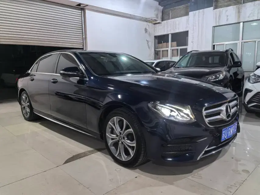 2020 MERCEDES-BENZ E thumbnail 3