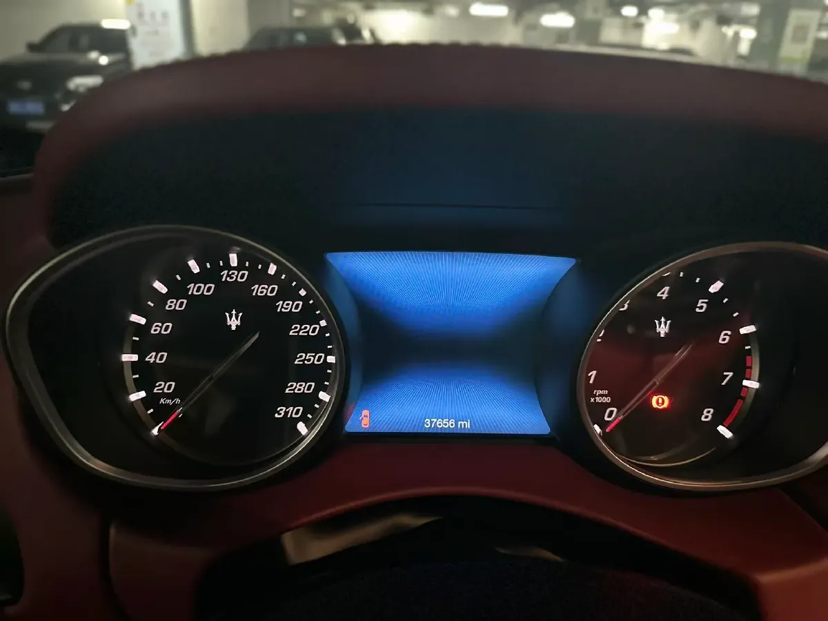 2019 Maserati Levante 3.0T 350HP V6 8AT,autocango,china used car exporter,china ev exporter,chinese used car exporter,chinese used ev exporter