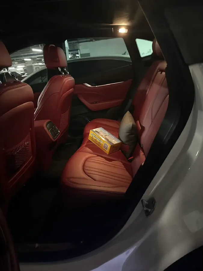 2019 Maserati Levante 3.0T 350HP V6 8AT,autocango,china used car exporter,china ev exporter,chinese used car exporter,chinese used ev exporter