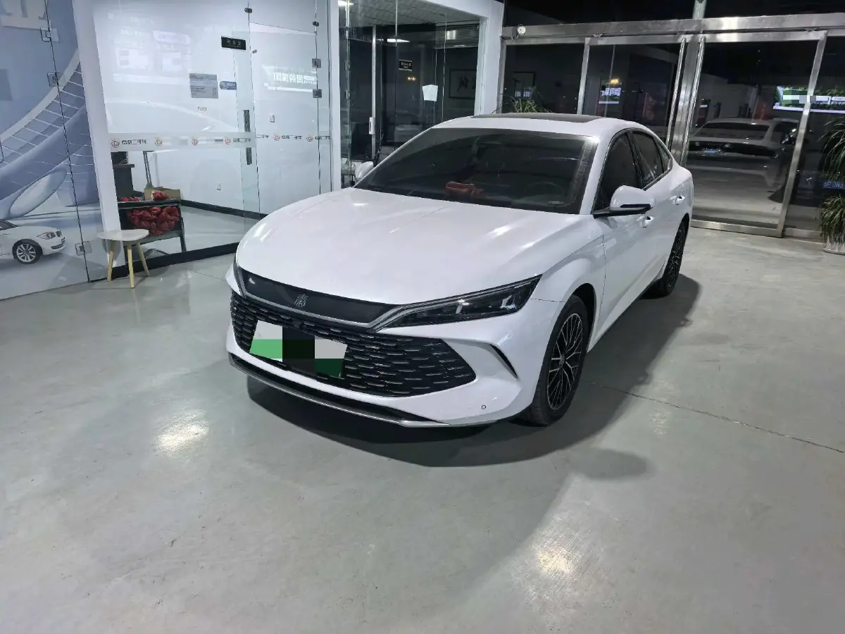 2024 BYD QinL 1.5L 101HP L4 E-CVT PHEV 15.87KWH