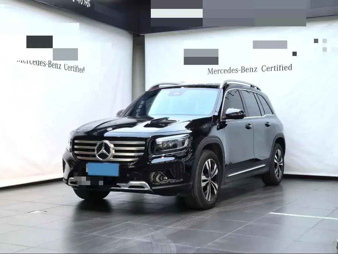 2024 MERCEDES-BENZ GLB view 1