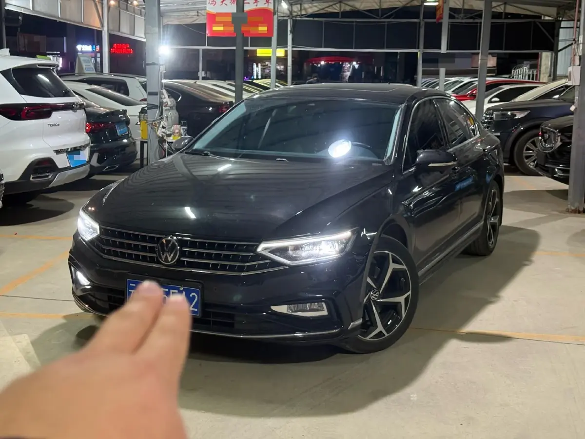 2023 Volkswagen Magotan 2.0T 186HP L4 7DCT