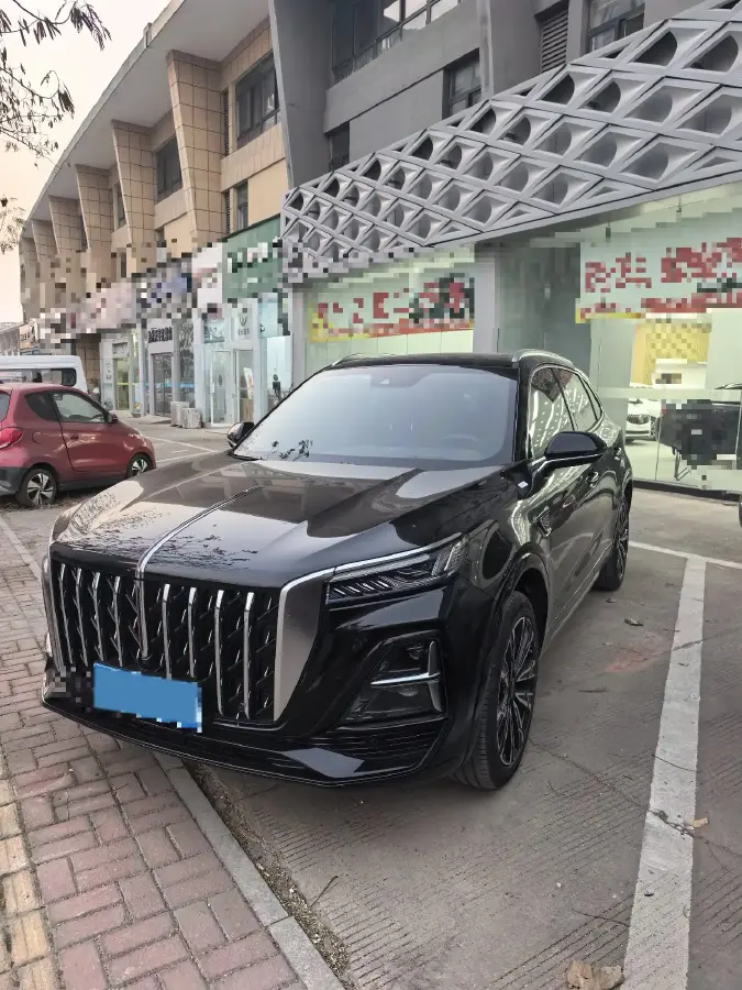 2023 HongQi HS5 2.0T 252HP L4 8AT