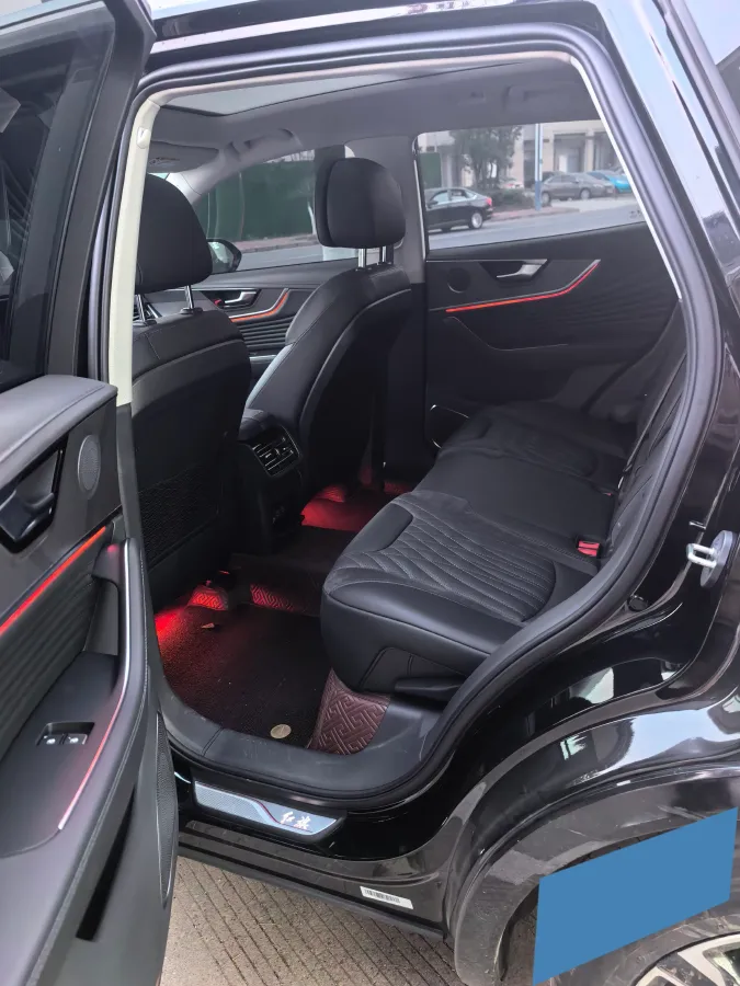 2023 HongQi HS5 2.0T 252HP L4 8AT,autocango,china used car exporter,china ev exporter,chinese used car exporter,chinese used ev exporter