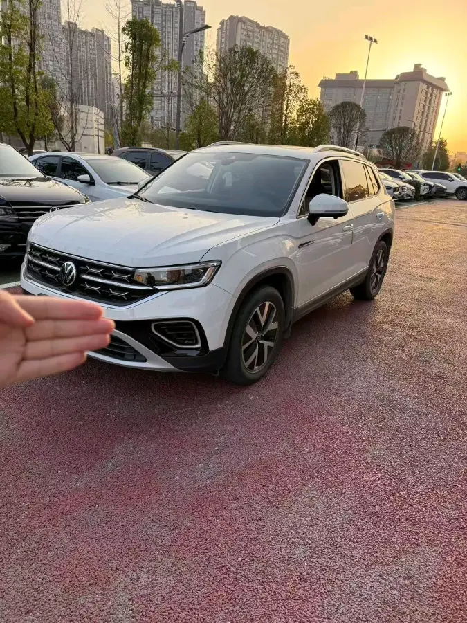 2023 Volkswagen Tayron 1.4T 150HP L4 7DCT