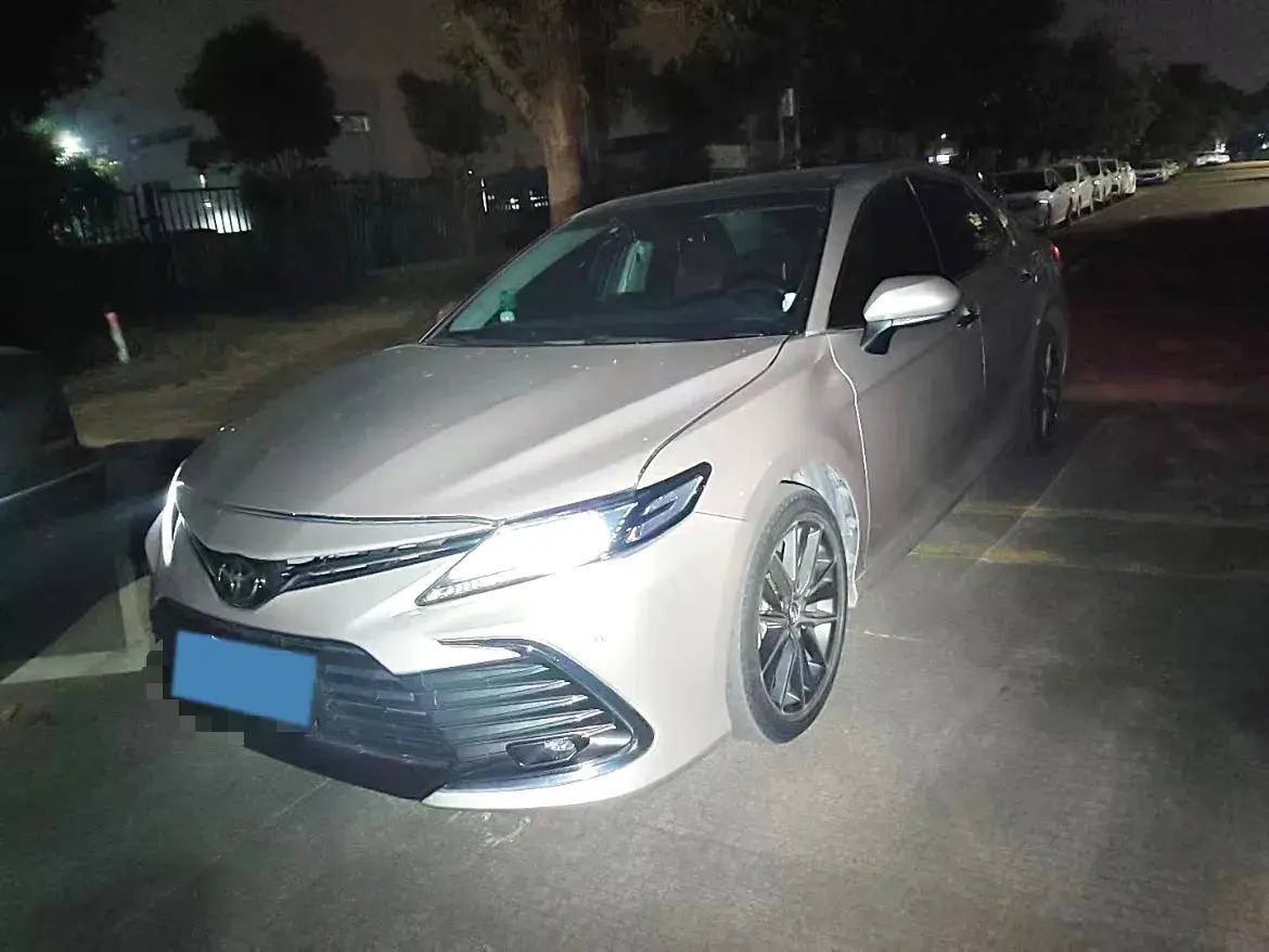 2021 Toyota Camry 2.5L 209HP L4 8AT