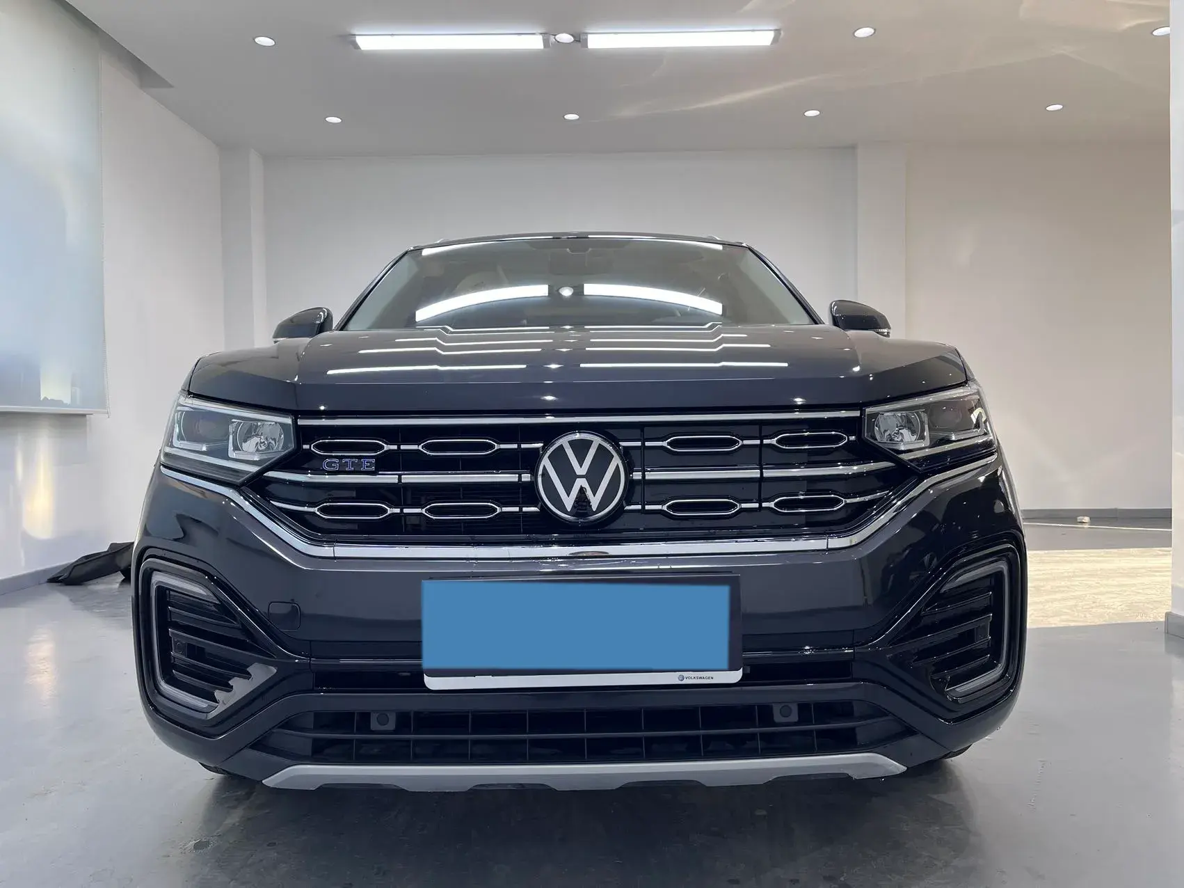 2022 VOLKSWAGEN TAYRON thumbnail 2