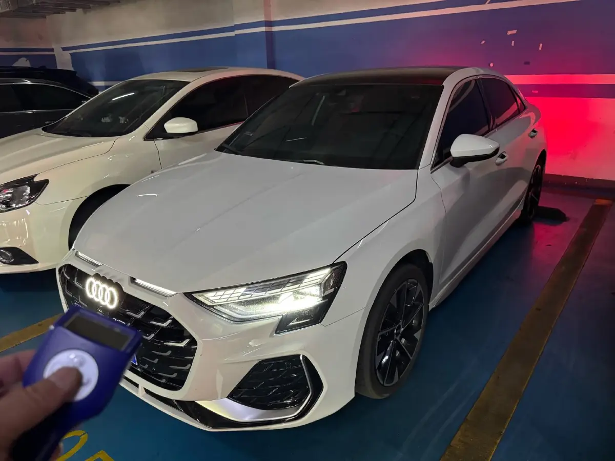 2025 Audi A3 1.5T 160HP L4 7DCT