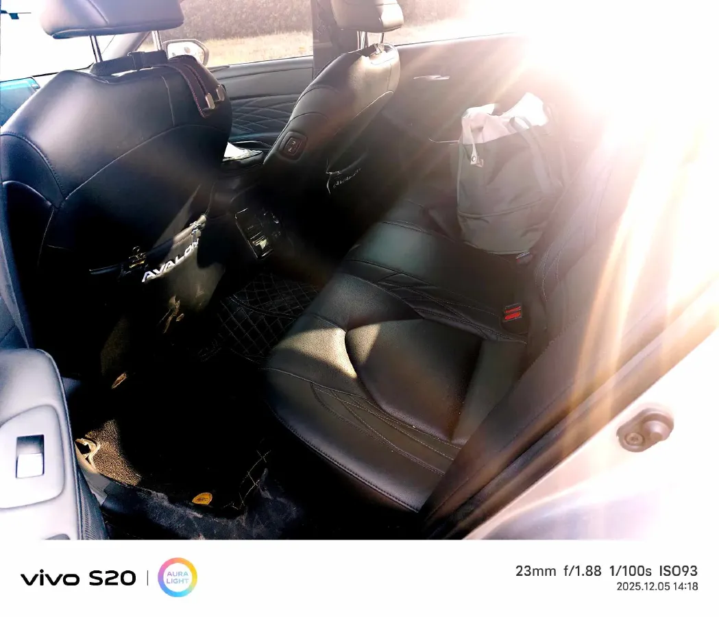 2019 Toyota Avalon 2.5L 209HP L4 8AT,autocango,china used car exporter,china ev exporter,chinese used car exporter,chinese used ev exporter