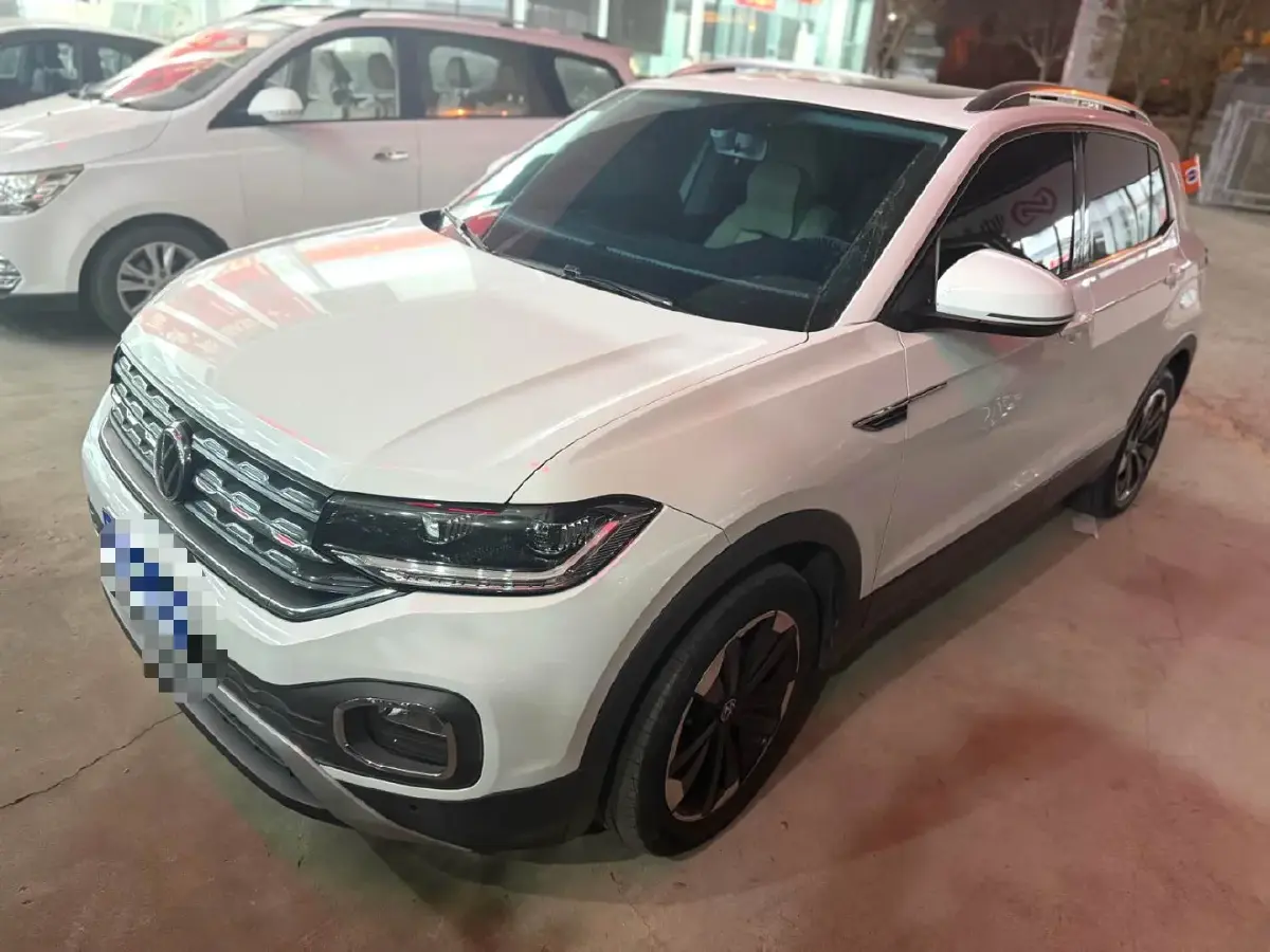 2021 Volkswagen Tacqua 1.5L 113HP L4 6AT