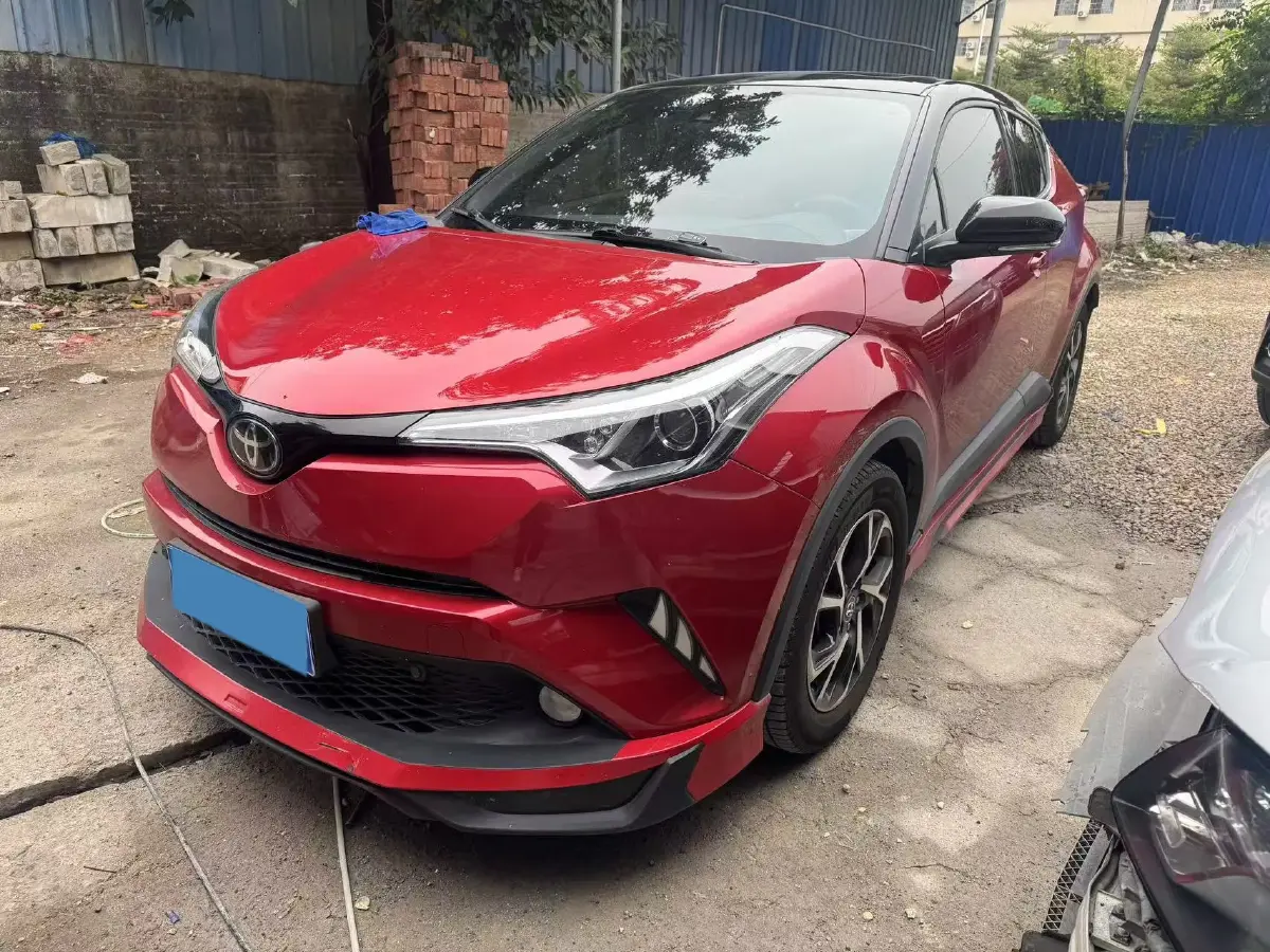 2018 Toyota C-HR 2.0L 171HP L4 CVT