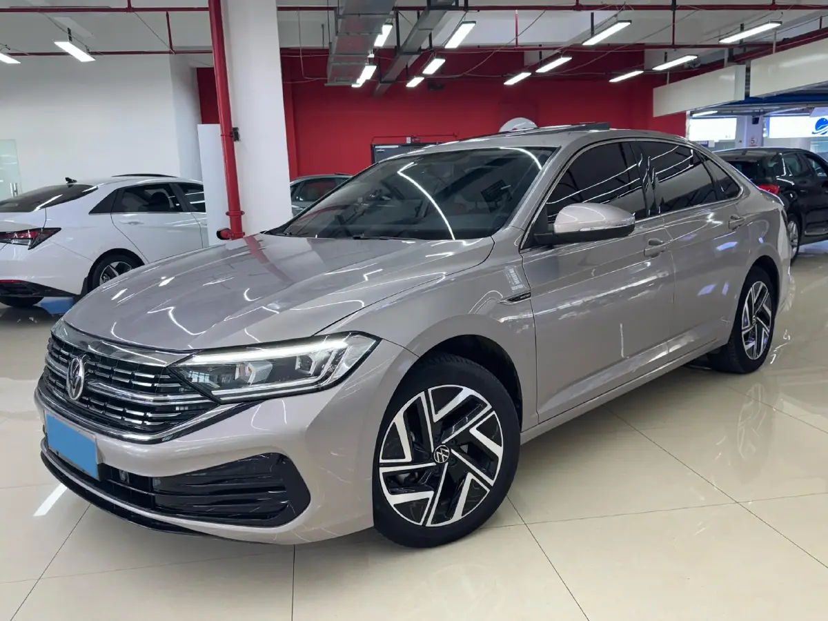 2023 Volkswagen Sagitar 1.4T 150HP L4 7DCT