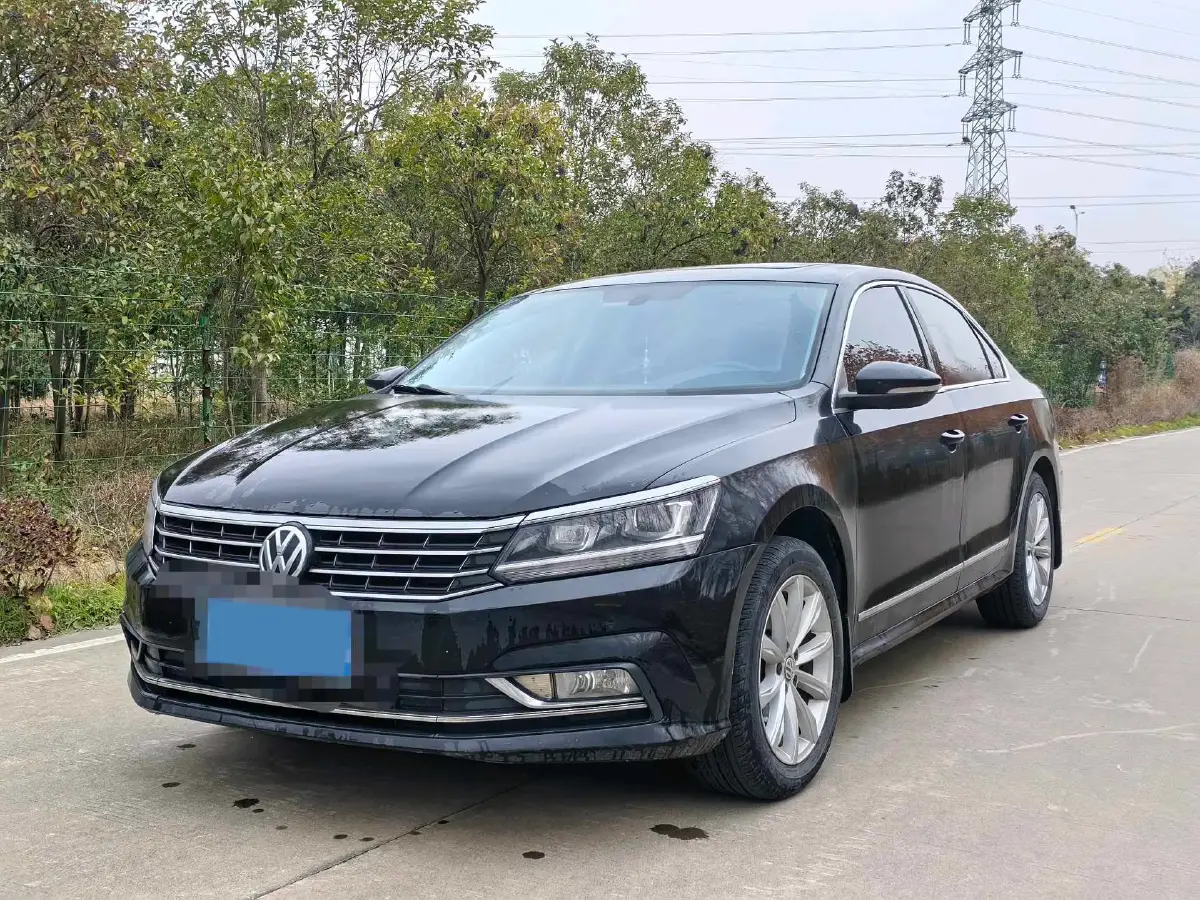 2017 Volkswagen Passat 1.4T 150HP L4 7DCT