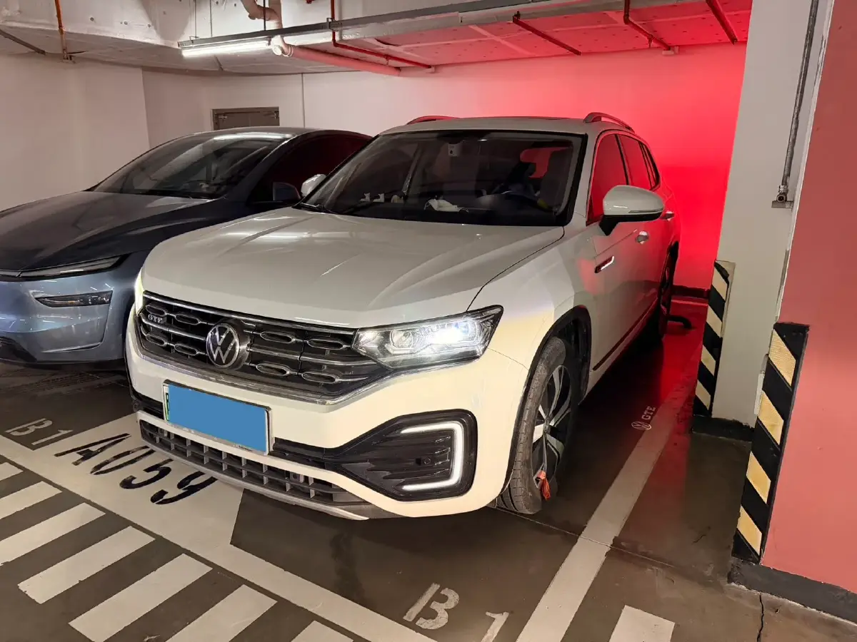 2020 Volkswagen Tayron GTE 1.4T 150HP L4 6DCT PHEV 13KWH