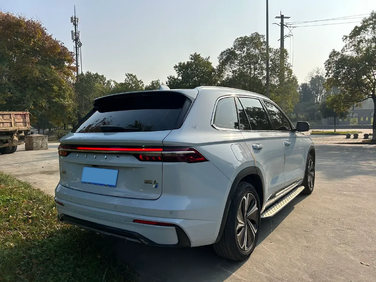 2022 Citroen C5 X 1.6T 175HP L4 8AT,autocango,china used car exporter,china ev exporter,chinese used car exporter,chinese used ev exporter